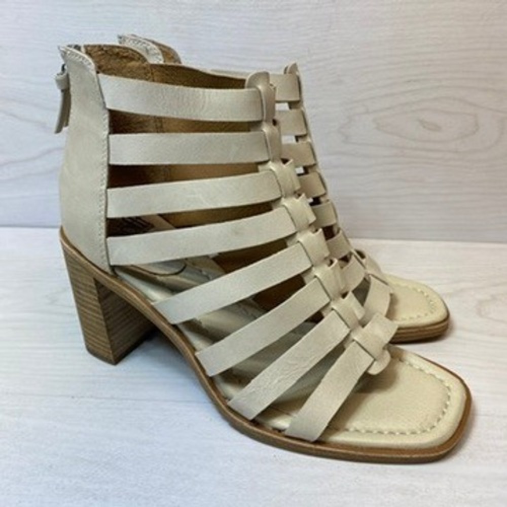 Sofft Womens 9M Gladiator Sandals Block Heel Cream Leather Cage Strappy Zip Up